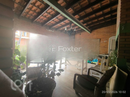 Image 3 - 990886