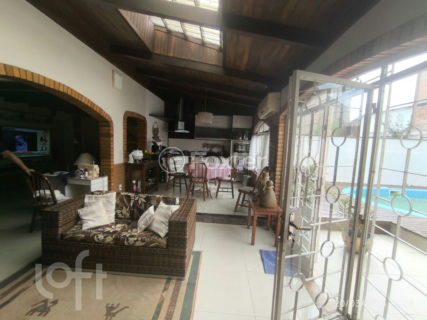 Image 4 - 990886
