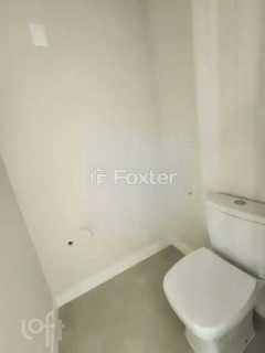 Image 7 - 990958