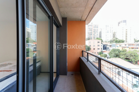 Image 3 - 990968