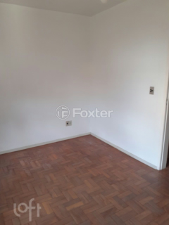 Image 7 - 991357
