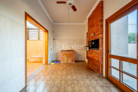 Image 35 - 991370