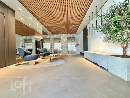 Image 3 - 991530