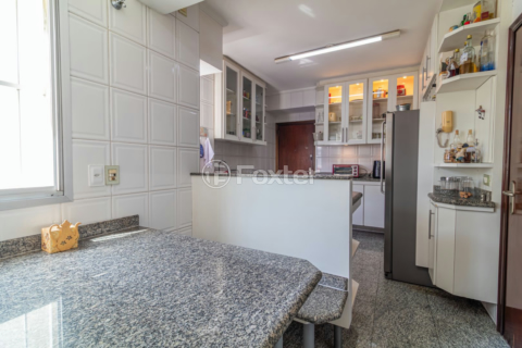 Image 30 - 991912