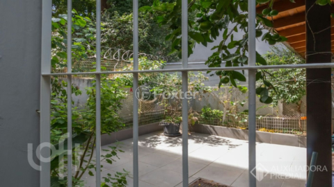 Image 14 - 991923