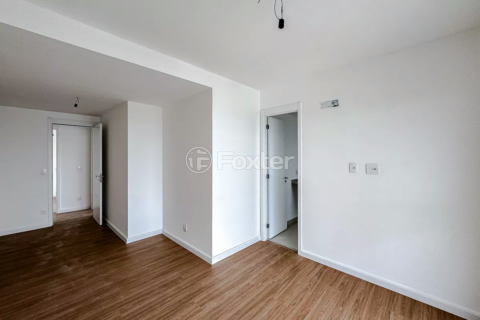 Image 3 - 991924