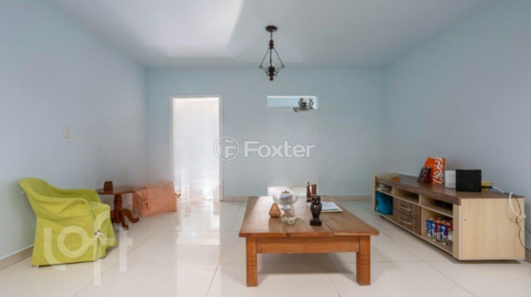 Image 3 - 991931