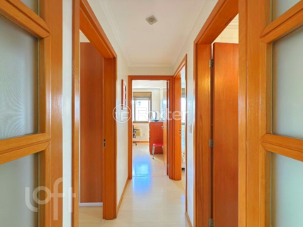 Image 29 - 991989
