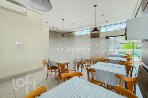 Image 39 - 991989