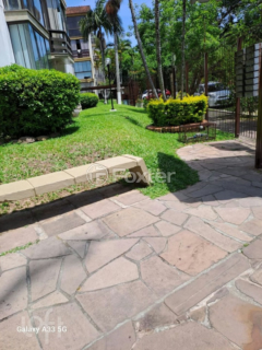 Image 17 - 992107