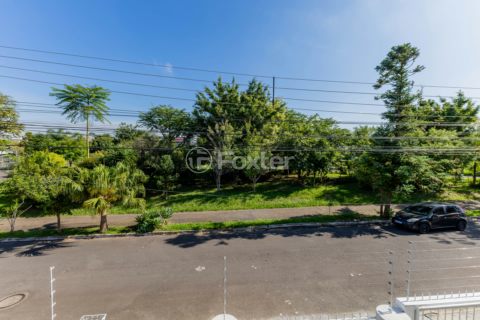 Image 19 - 992146