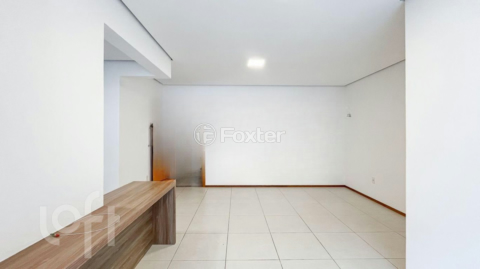 Image 3 - 992150