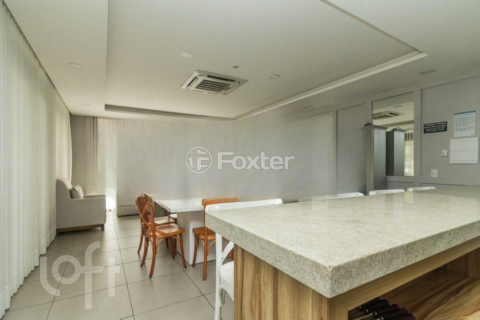 Image 39 - 992214