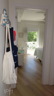 Image 38 - 992283