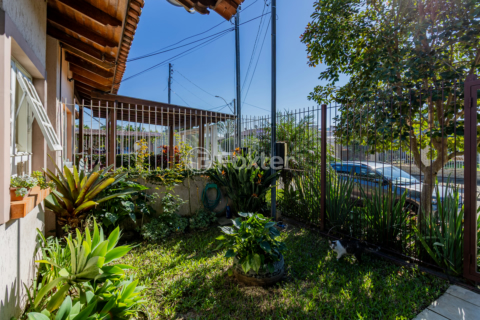 Image 34 - 992295