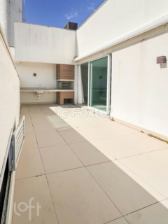 Image 13 - 992389