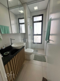 Image 2 - 992425