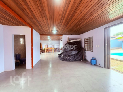 Image 33 - 992434