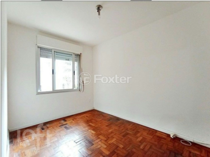 Image 7 - 992435