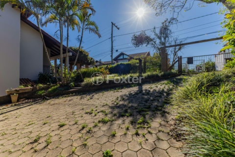 Image 72 - 992501