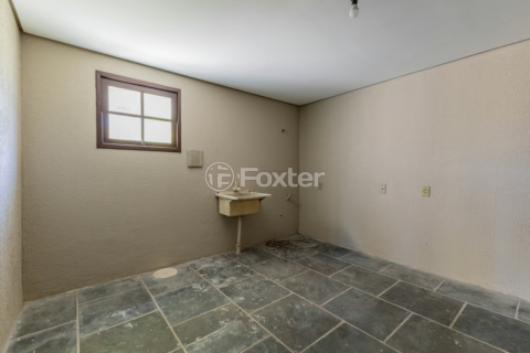 Image 39 - 992501