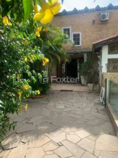 Image 34 - 992577