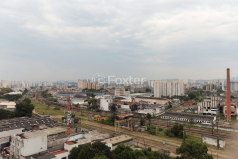 Image 4 - 992581
