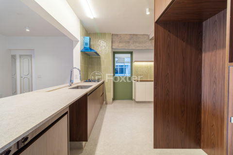 Image 22 - 992582