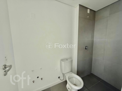 Image 3 - 992748