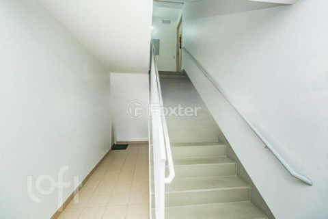 Image 21 - 992911