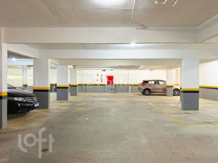 Image 38 - 992940