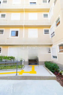 Image 35 - 992956
