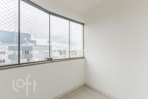 Image 4 - 993011