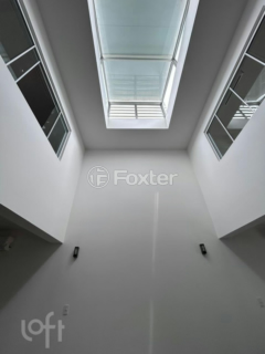 Image 8 - 993317