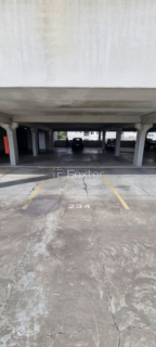 Image 32 - 993425
