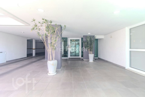 Image 34 - 993426