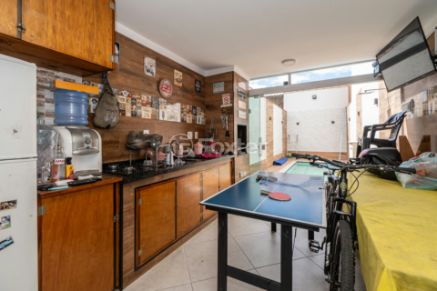 Image 24 - 993430