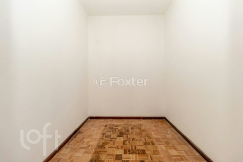 Image 3 - 993447