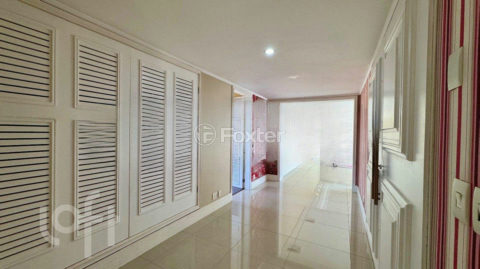 Image 3 - 993509