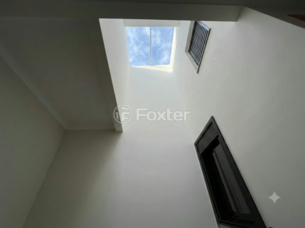 Image 4 - 993517