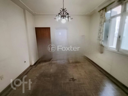 Image 31 - 993565