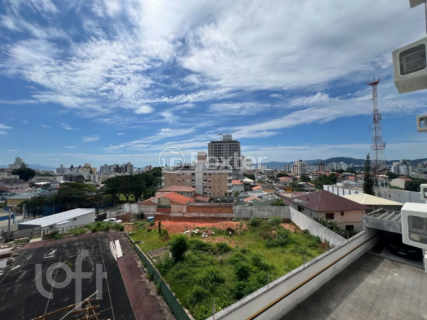 Image 29 - 993744