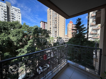 Image 4 - 993791