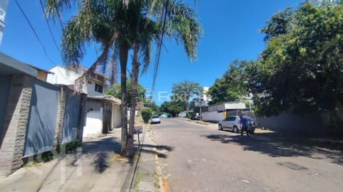 Image 19 - 993928
