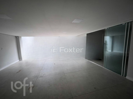 Image 6 - 993989