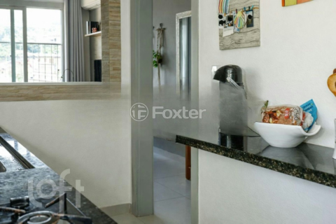 Image 3 - 993999