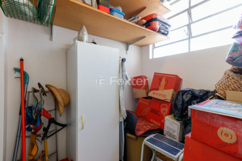 Image 33 - 994232