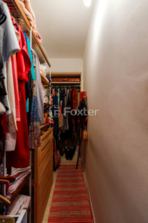 Image 23 - 994232