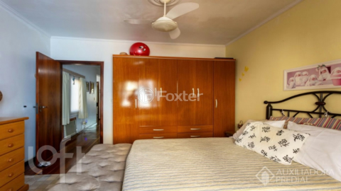 Image 31 - 994330