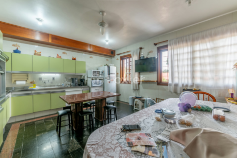 Image 26 - 994635